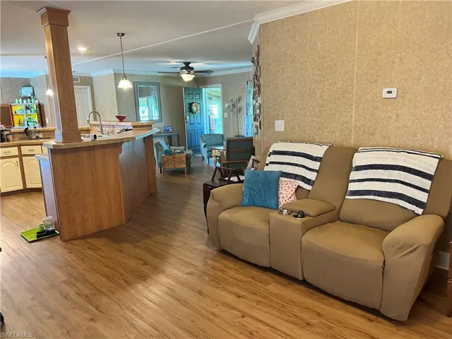 1346 E Park  AVE, Moore Haven, FL 33471