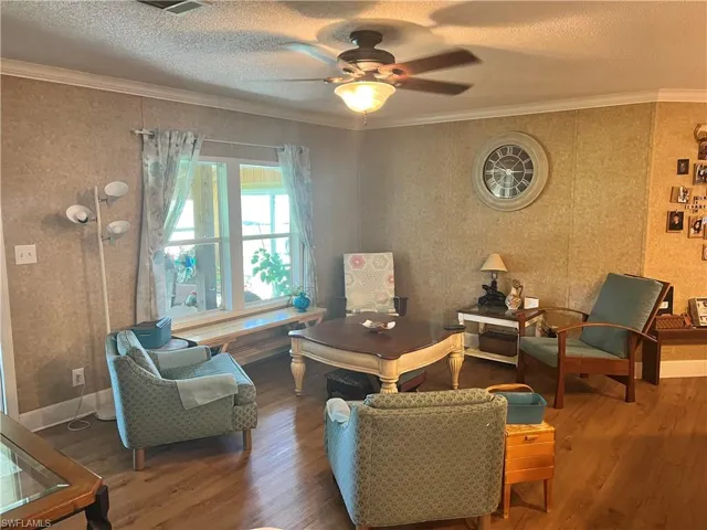 1346 E Park  AVE, Moore Haven, FL 33471