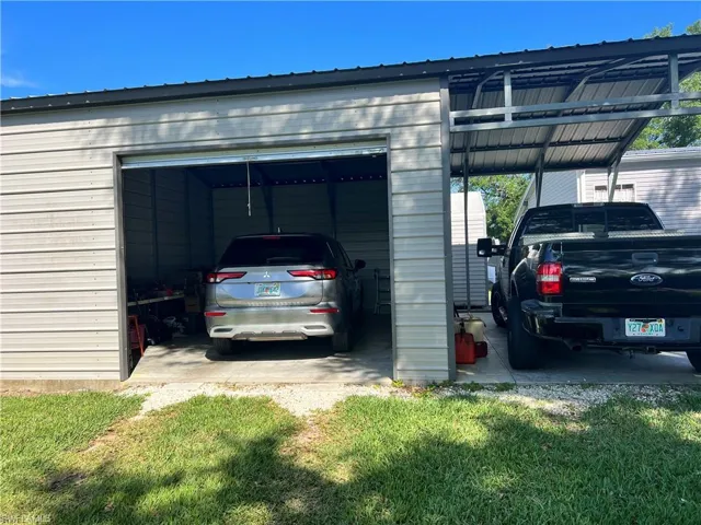 1346 E Park  AVE, Moore Haven, FL 33471