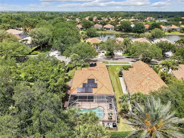 5902 Bermuda Ln, Naples, Florida 34119