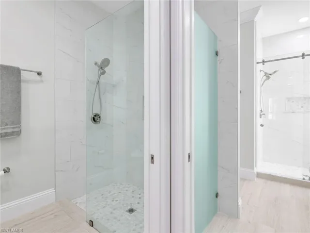 5902 Bermuda Ln, Naples, Florida 34119