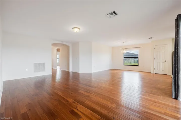 715  Morningview  CT, Lehigh Acres, FL 33974