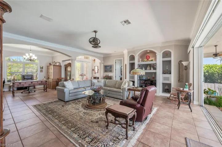 GREAT ROOM W/BUILT-IN SHELVING - VIEW 4