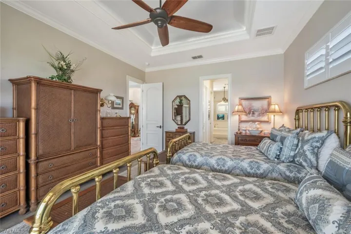 OWNER'S BEDROOM FACING ENSUITE BATHROOM