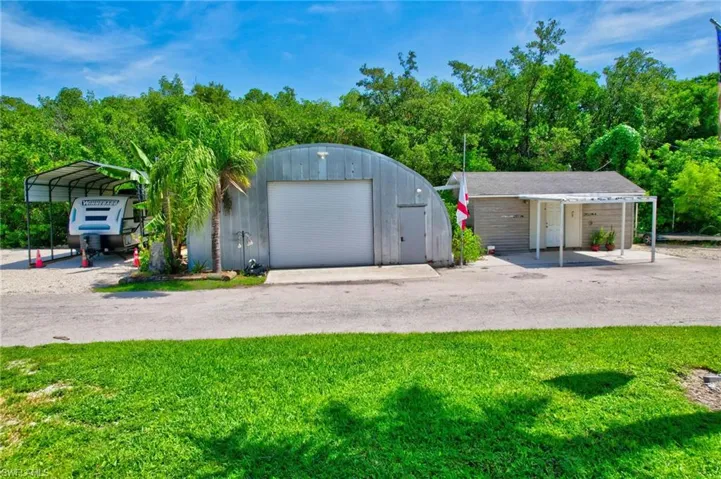 936  Panther Creek  LN, Everglades City, FL 34139
