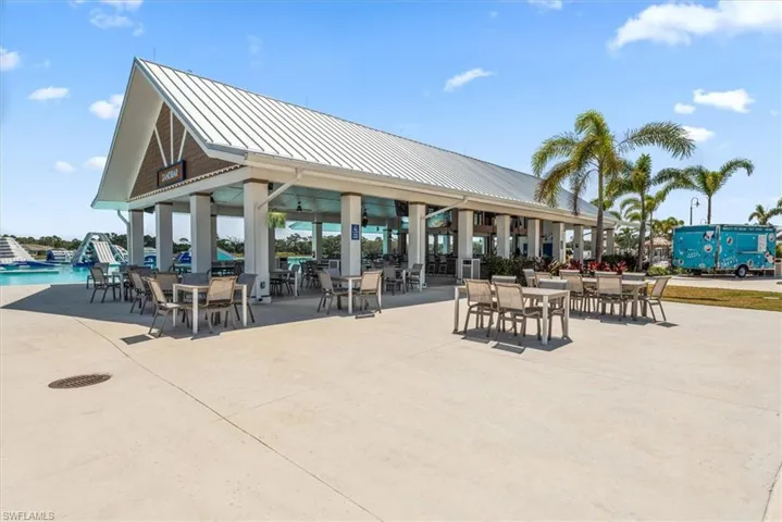 8753 Cascade Price Cir, North Fort Myers, Florida 33917