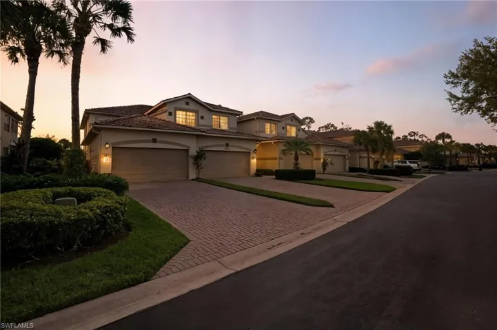 3904  Forest Glen  BLVD, Naples, FL 34114