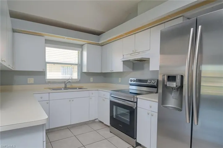 321-323 NE 24th  AVE, Cape Coral, FL 33909