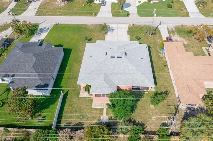 321-323 NE 24th  AVE, Cape Coral, FL 33909