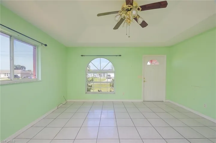 321-323 NE 24th  AVE, Cape Coral, FL 33909