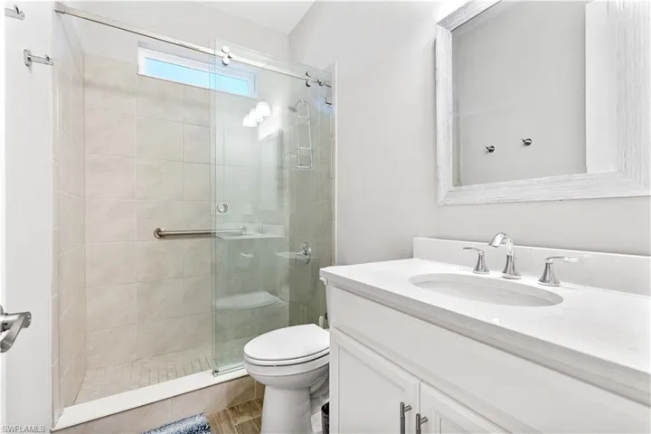 2913  Royal Gardens  AVE, Fort Myers, FL 33916