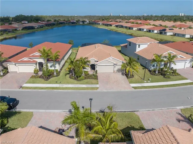 2913  Royal Gardens  AVE, Fort Myers, FL 33916