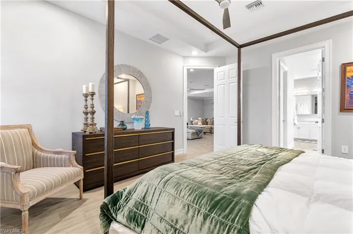 2913  Royal Gardens  AVE, Fort Myers, FL 33916