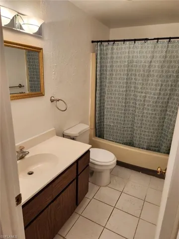 6160 Principia Dr 2, Fort Myers, Florida 33919