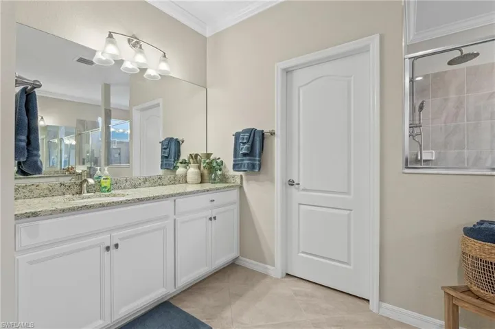 2382  Orchard  ST, Naples, FL 34120