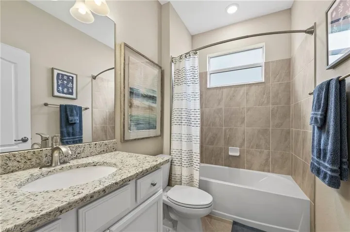 2382  Orchard  ST, Naples, FL 34120