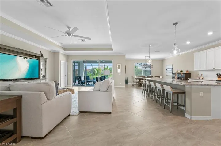 2382  Orchard  ST, Naples, FL 34120