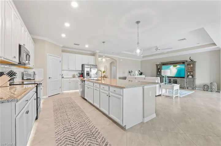 2382  Orchard  ST, Naples, FL 34120