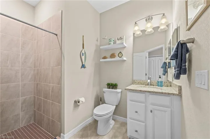2382  Orchard  ST, Naples, FL 34120