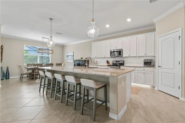 2382  Orchard  ST, Naples, FL 34120
