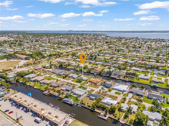 3021 Se 16th Pl, Cape Coral, Florida 33904