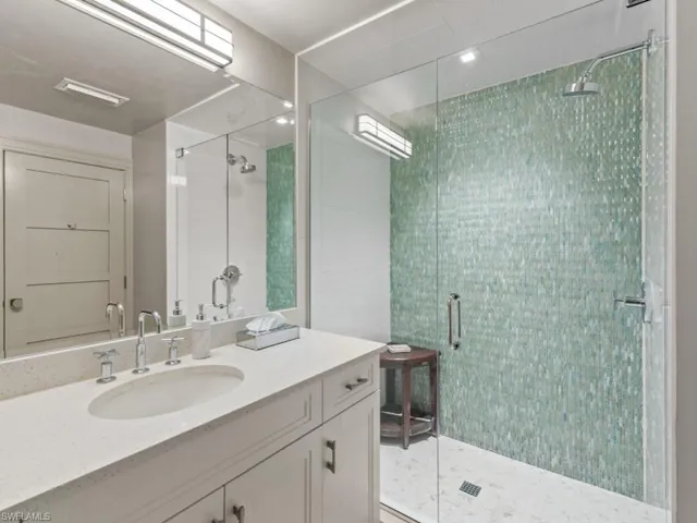 Full first floor bathroom/powder room