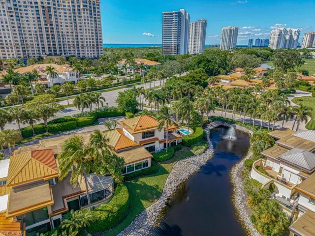 Close proximity to neighborhood entrance but still private!