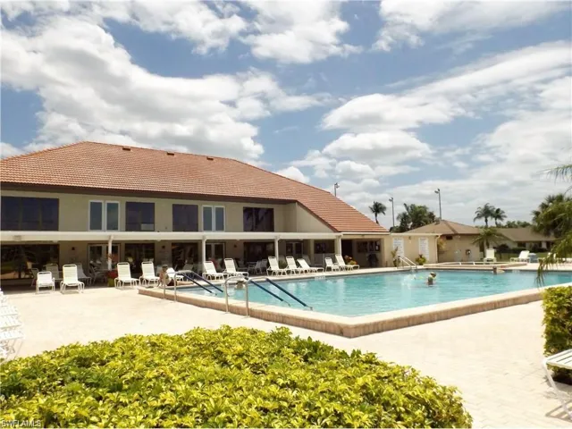 11300 Caravel Cir 210, Fort Myers, Florida 33908