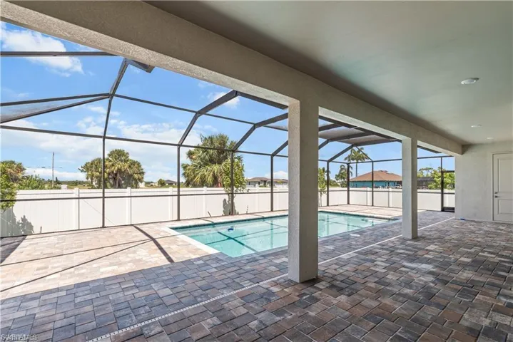 4107 Nw 37th St, Cape Coral, Florida 33993