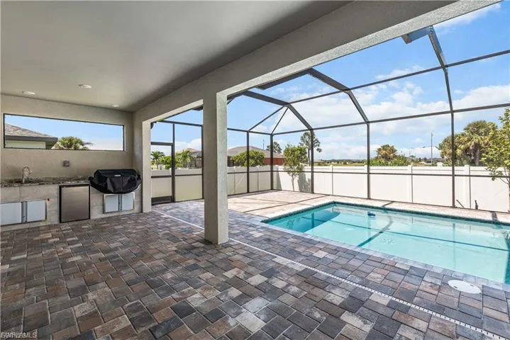 4107 Nw 37th St, Cape Coral, Florida 33993
