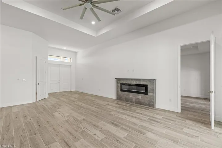 4107 Nw 37th St, Cape Coral, Florida 33993