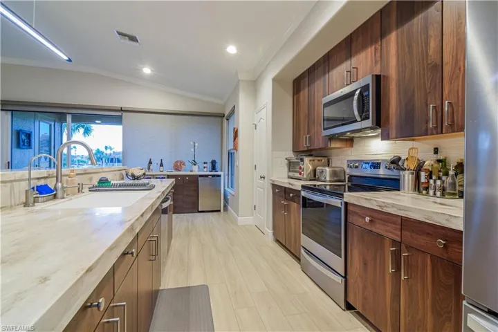3200 Sea Haven Ct # 2104, North Fort Myers, Florida 33903