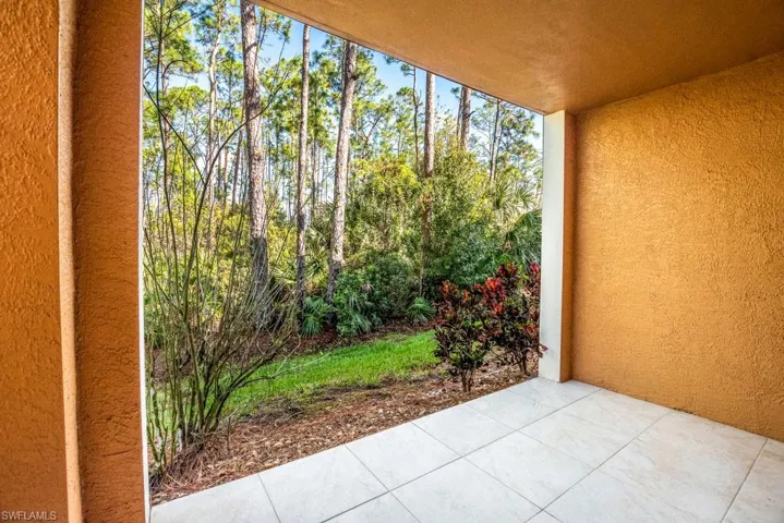 1240  Wildwood Lakes  BLVD, Naples, FL 34104