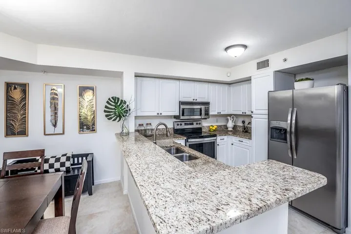1240  Wildwood Lakes  BLVD, Naples, FL 34104