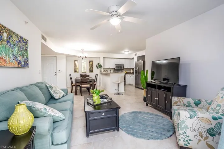1240  Wildwood Lakes  BLVD, Naples, FL 34104