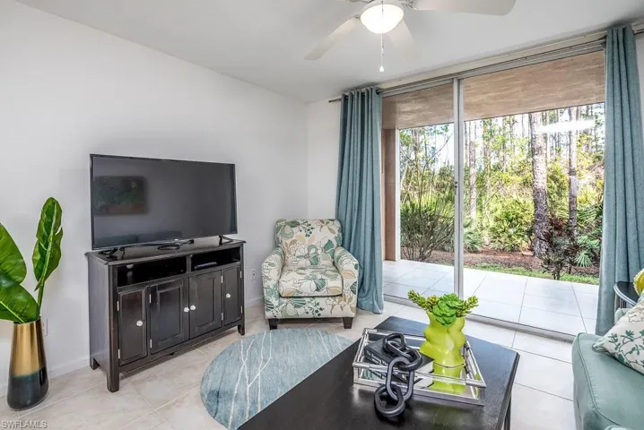 1240  Wildwood Lakes  BLVD, Naples, FL 34104