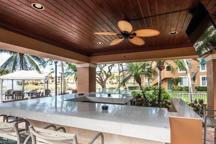 1240  Wildwood Lakes  BLVD, Naples, FL 34104