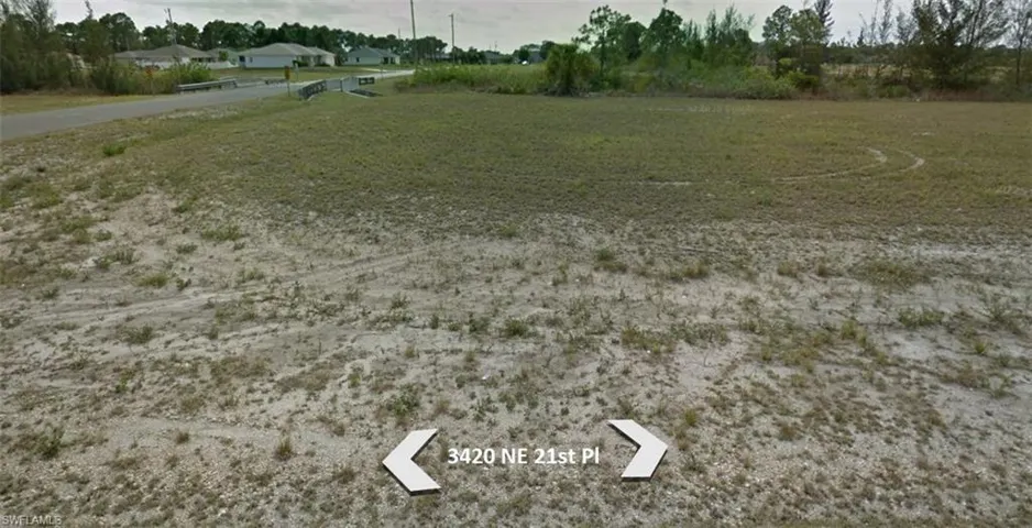 Frontal view of property