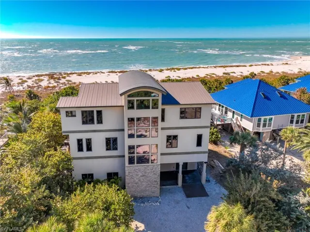 Unique contemporary design with spectacular Gulf Views