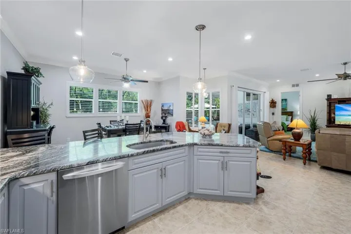 Plenty of Cabinet and counter space