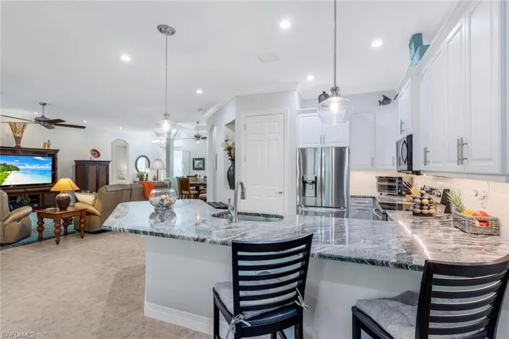 Built in niche for your art display, spacious kitchen w/pantry