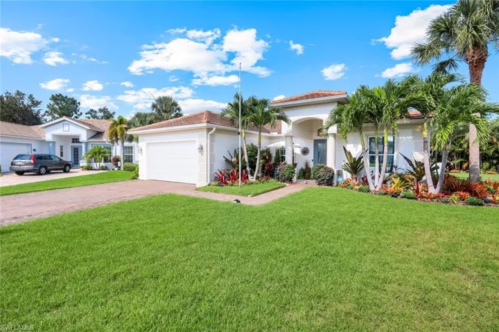 Quiet and tucked away in Estero...just west of Hwy 41-how convenient