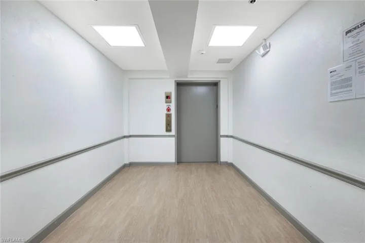 Entry from the garage floor to go upstairs, this is the common elevator and you also have step you can take