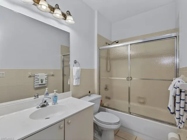 5210 Birmingham Dr 101, Naples, Florida 34110