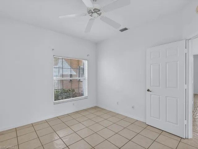 5210 Birmingham Dr 101, Naples, Florida 34110