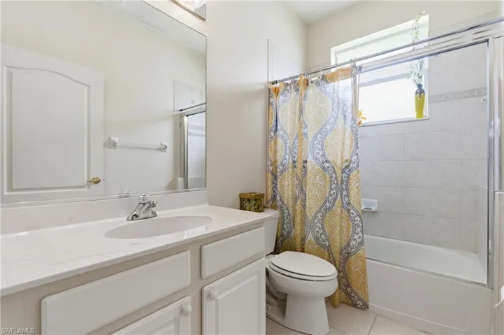 2103 Ne 5th Ter, Cape Coral, Florida 33909
