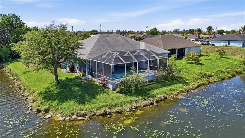 2103 Ne 5th Ter, Cape Coral, Florida 33909