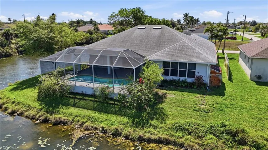2103 Ne 5th Ter, Cape Coral, Florida 33909