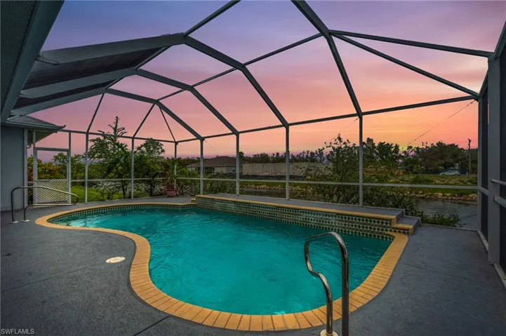 2103 Ne 5th Ter, Cape Coral, Florida 33909