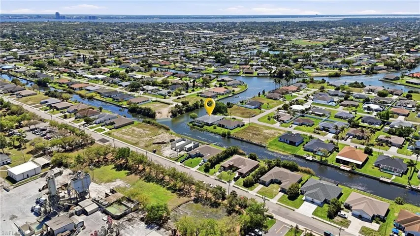 2103 Ne 5th Ter, Cape Coral, Florida 33909